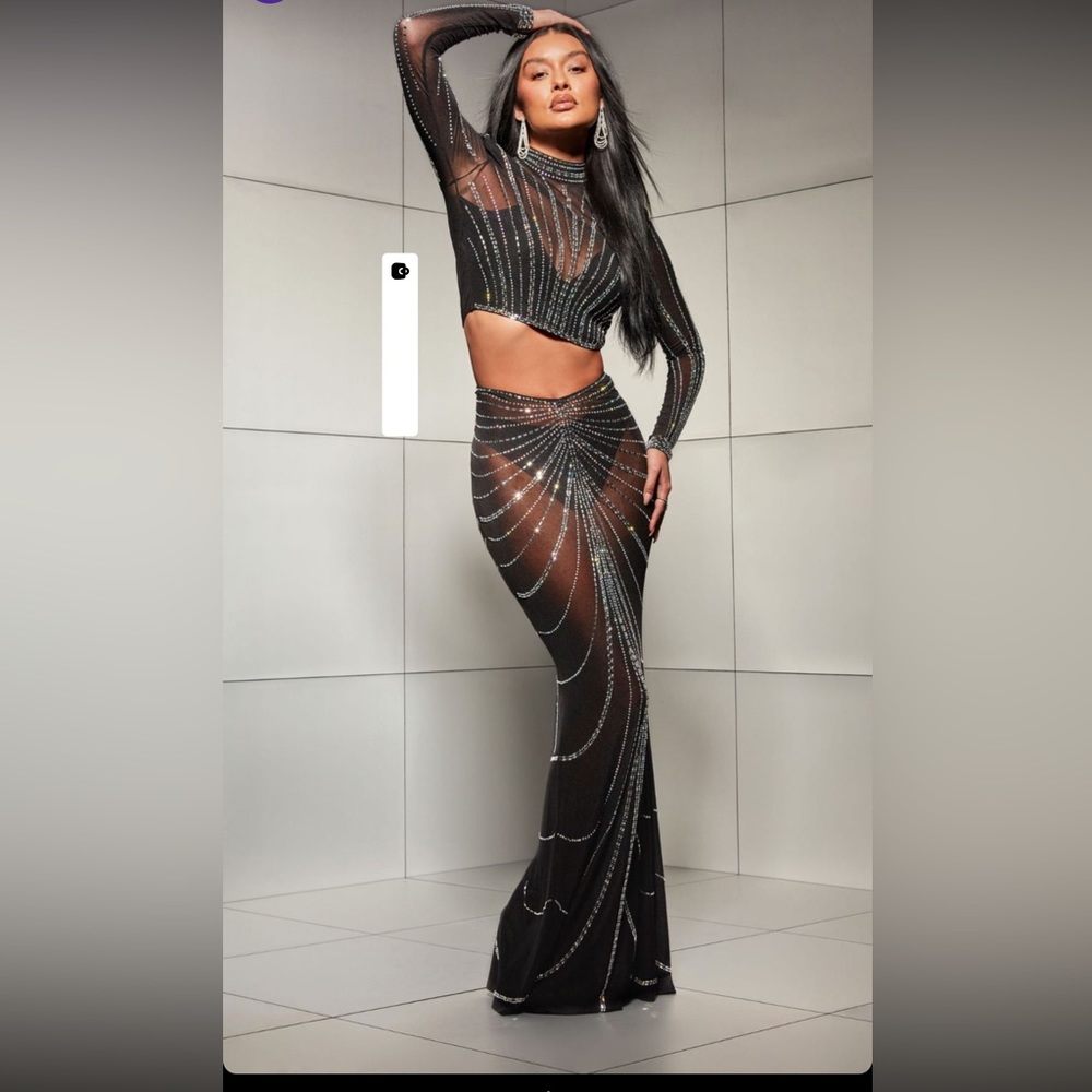 Rhinestones two piece crop top maxi skirt sheer set - Picture 2 of 7